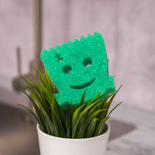 Načítať obrázok do zobrazovača galérie, Scrub Daddy® Special Edition Halloween - Frankenstein