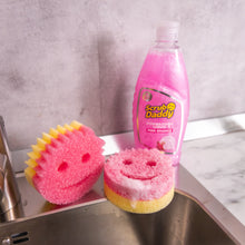 Načítať obrázok do zobrazovača galérie, Ružové trblietavé Scrub Daddy Pink Sparkle Wash Up Combo pri kuchynskej batérii