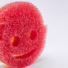 Načítať obrázok do zobrazovača galérie, Scrub Mommy® Special Edition Elf (1 ks)
