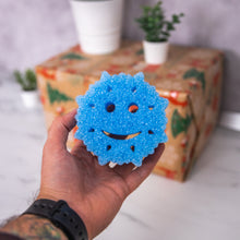 Načítať obrázok do zobrazovača galérie, Scrub Daddy® Special Edition Snowflake (1 ks)

