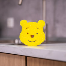 Načítať obrázok do zobrazovača galérie, Scrub Mommy® Špeciálna edícia Disney – Macko Pú
